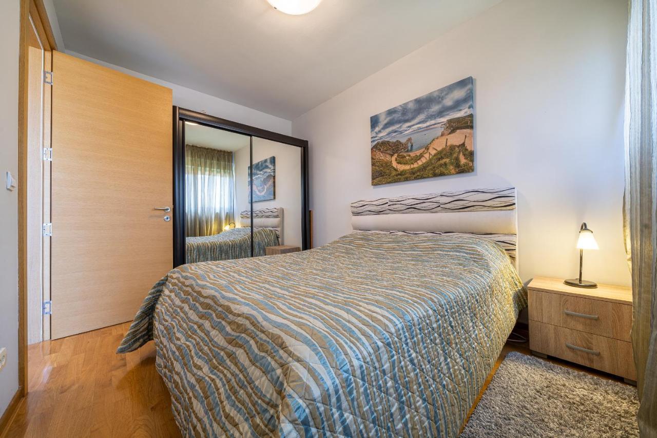 Sea View Apartments In Budva Exterior photo