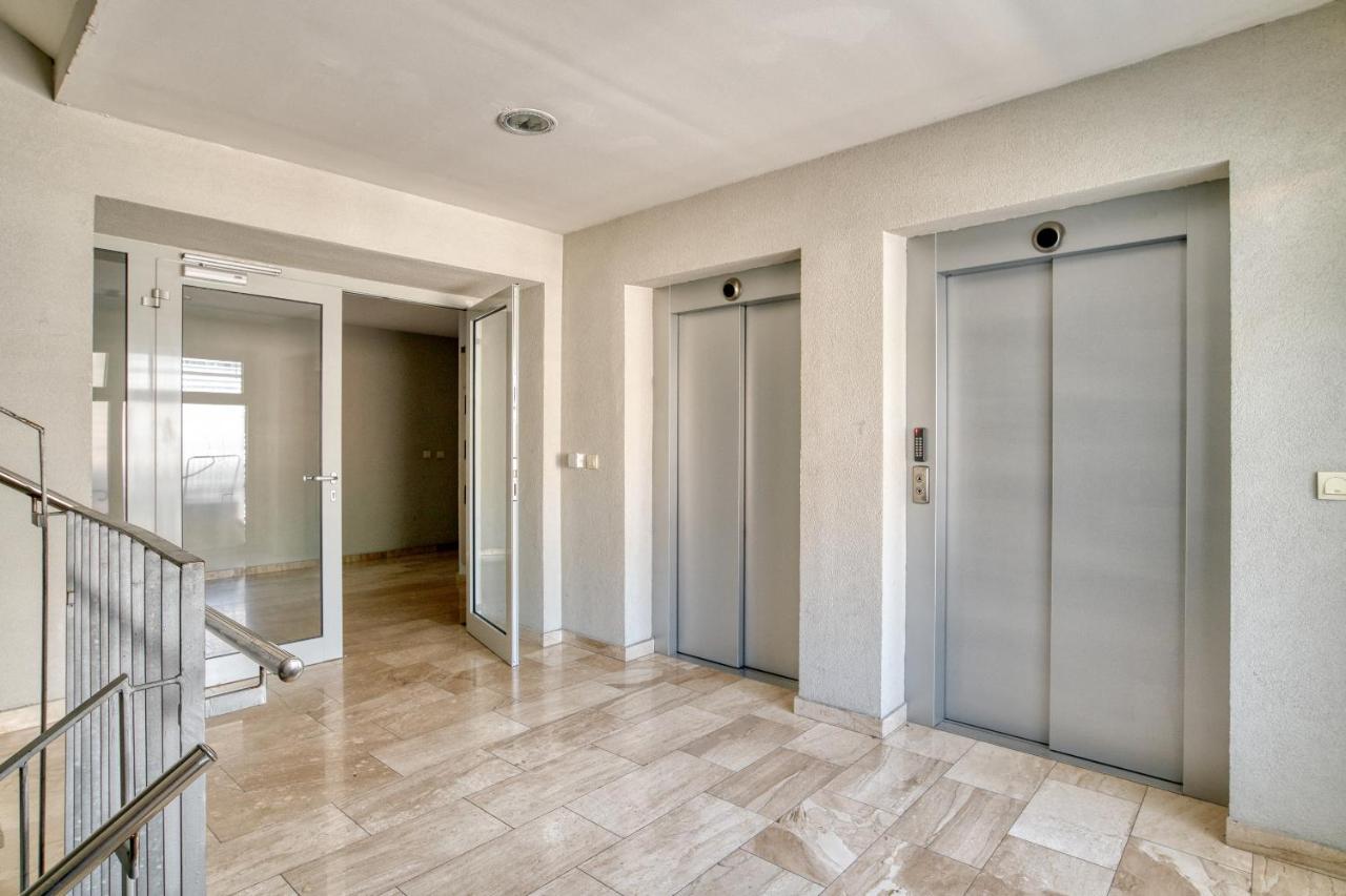 Sea View Apartments In Budva Exterior photo